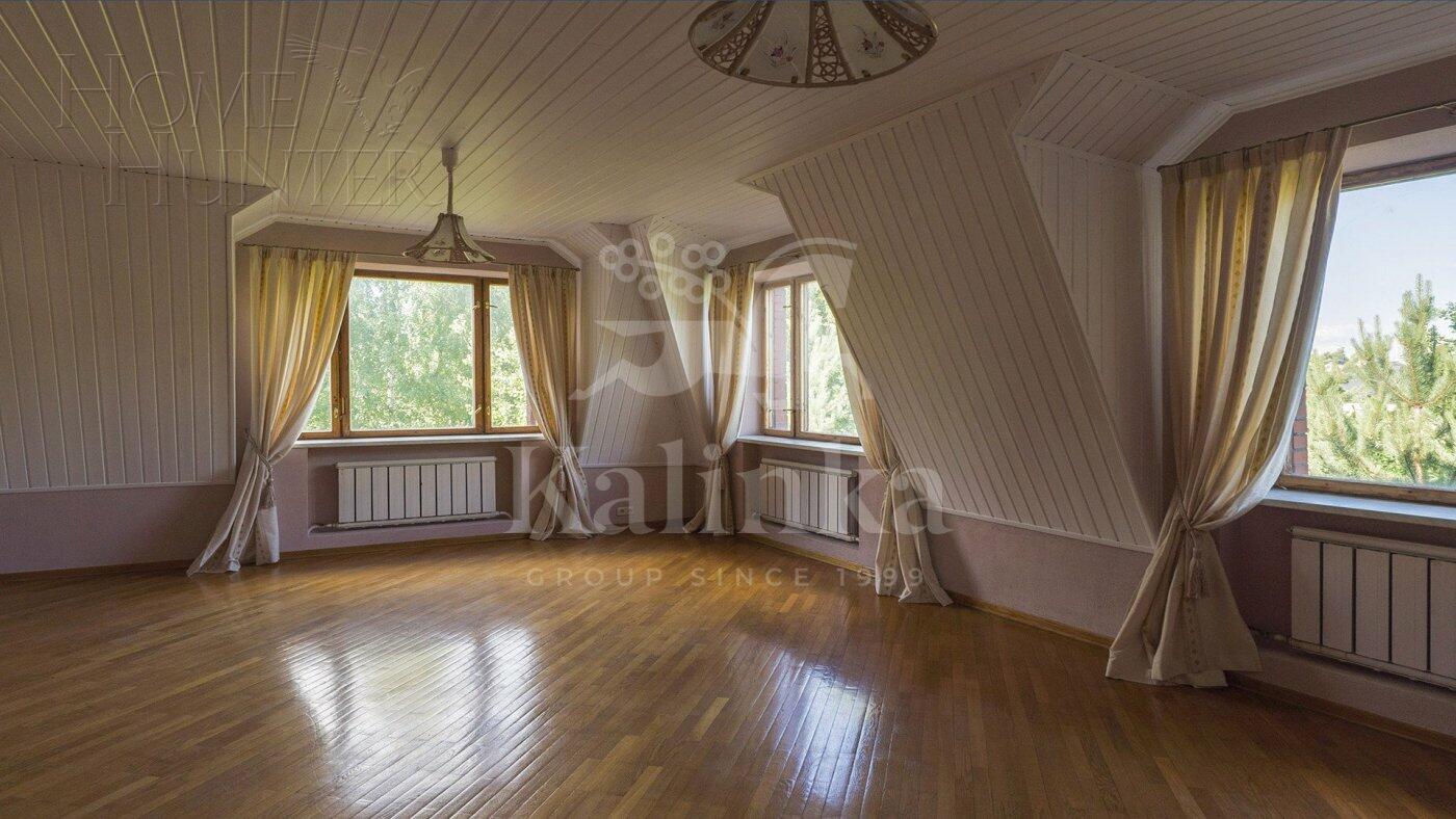 2-этажный коттедж 400 м² с отделкой