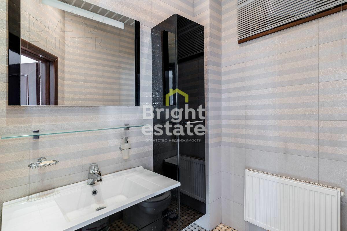 3-этажный коттедж 380 м² с отделкой