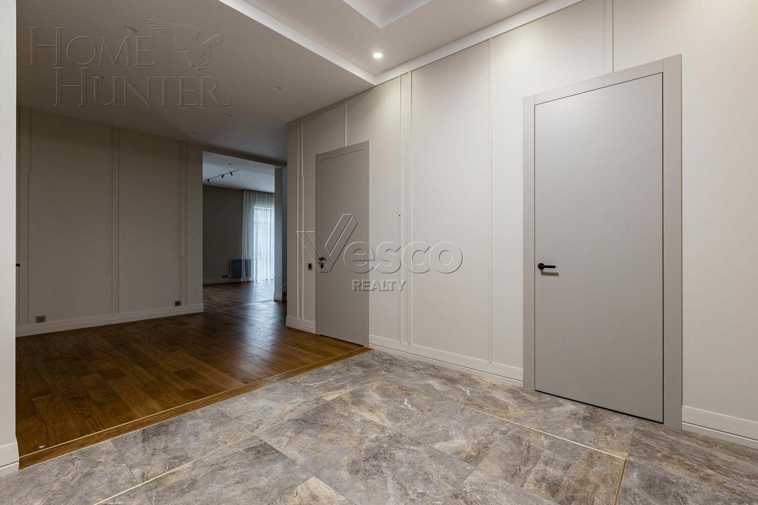 2-этажный коттедж 335 м² с отделкой