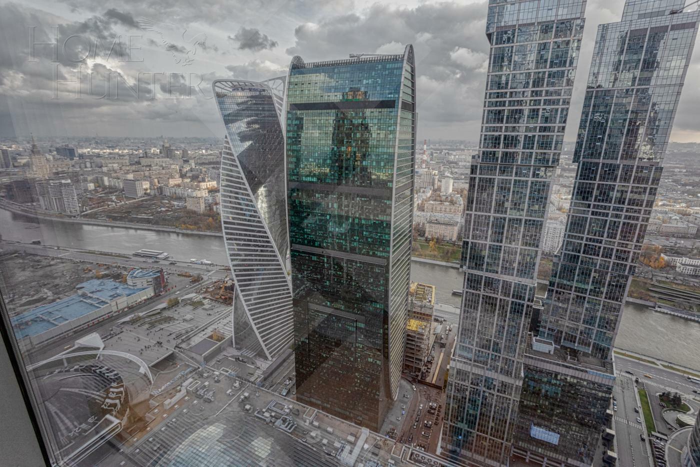 5-КОМН. КВАРТИРА С ОТДЕЛКОЙ 350 М² НА 52 ЭТАЖЕ