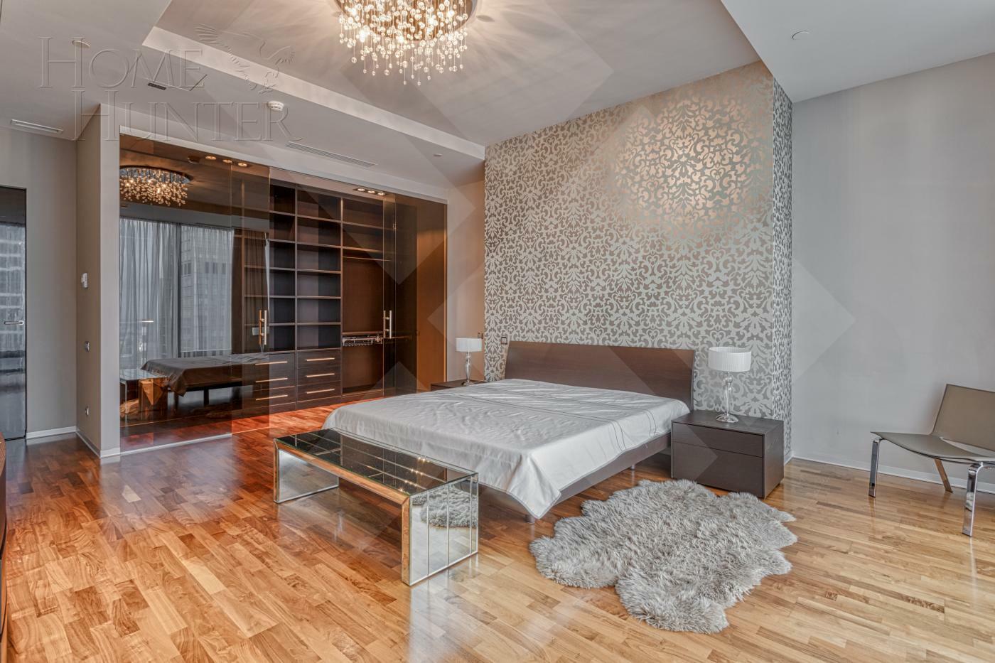 5-КОМН. КВАРТИРА С ОТДЕЛКОЙ 350 М² НА 52 ЭТАЖЕ