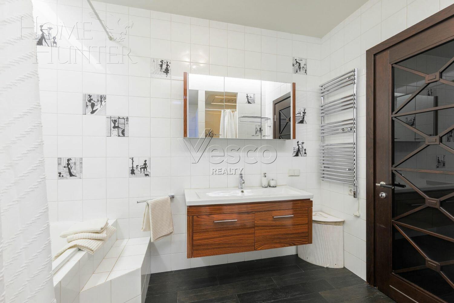 5-КОМН. КВАРТИРА С ОТДЕЛКОЙ 212 М² НА 27 ЭТАЖЕ