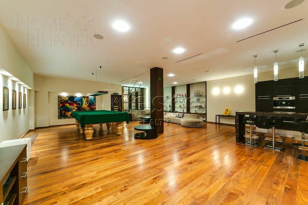 2-этажный коттедж 1 300 м² с отделкой