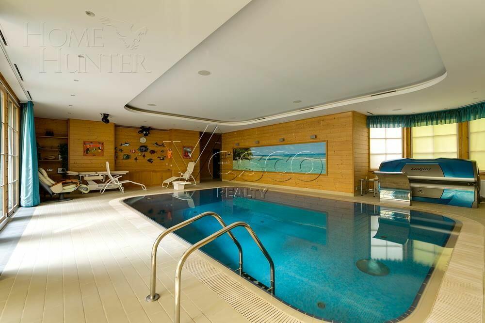 2-этажный коттедж 1 300 м² с отделкой