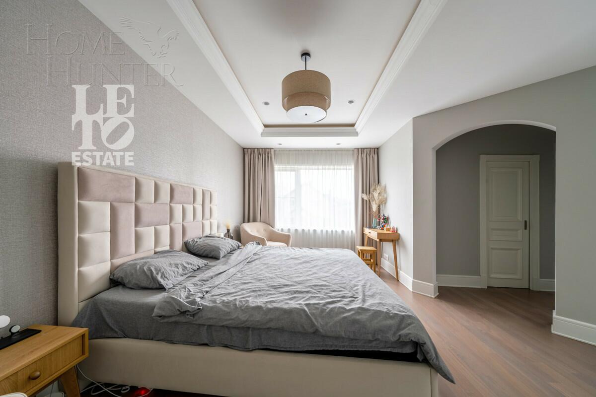 2-этажный коттедж 370 м² с отделкой