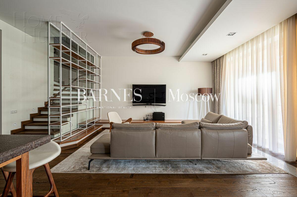 2-УРОВНЕВЫЙ ТАУНХАУС С ОТДЕЛКОЙ 236 М² НА 1 ЭТАЖЕ