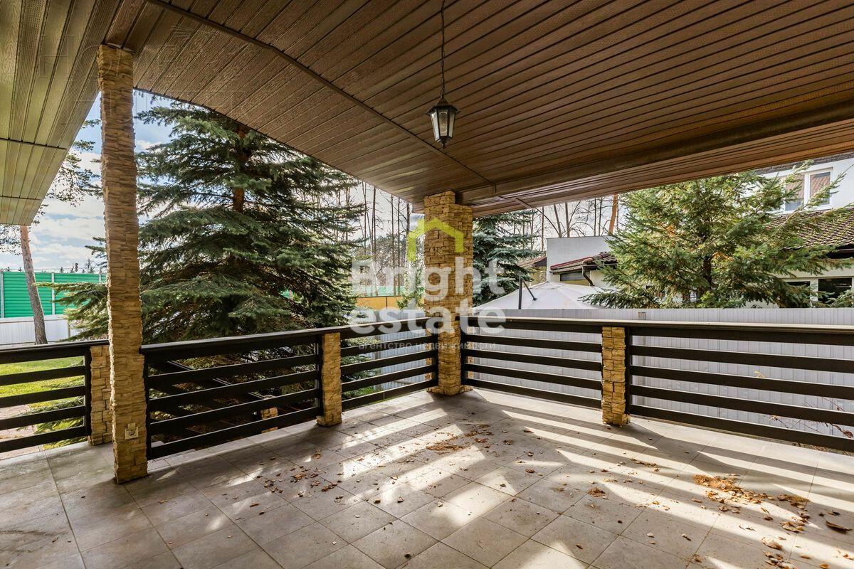 3-этажный коттедж 380 м² с отделкой