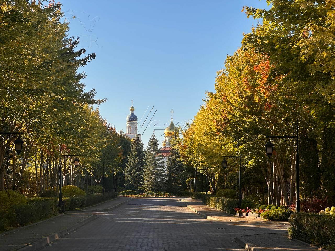 2-этажный коттедж 1 320 м² без отделки