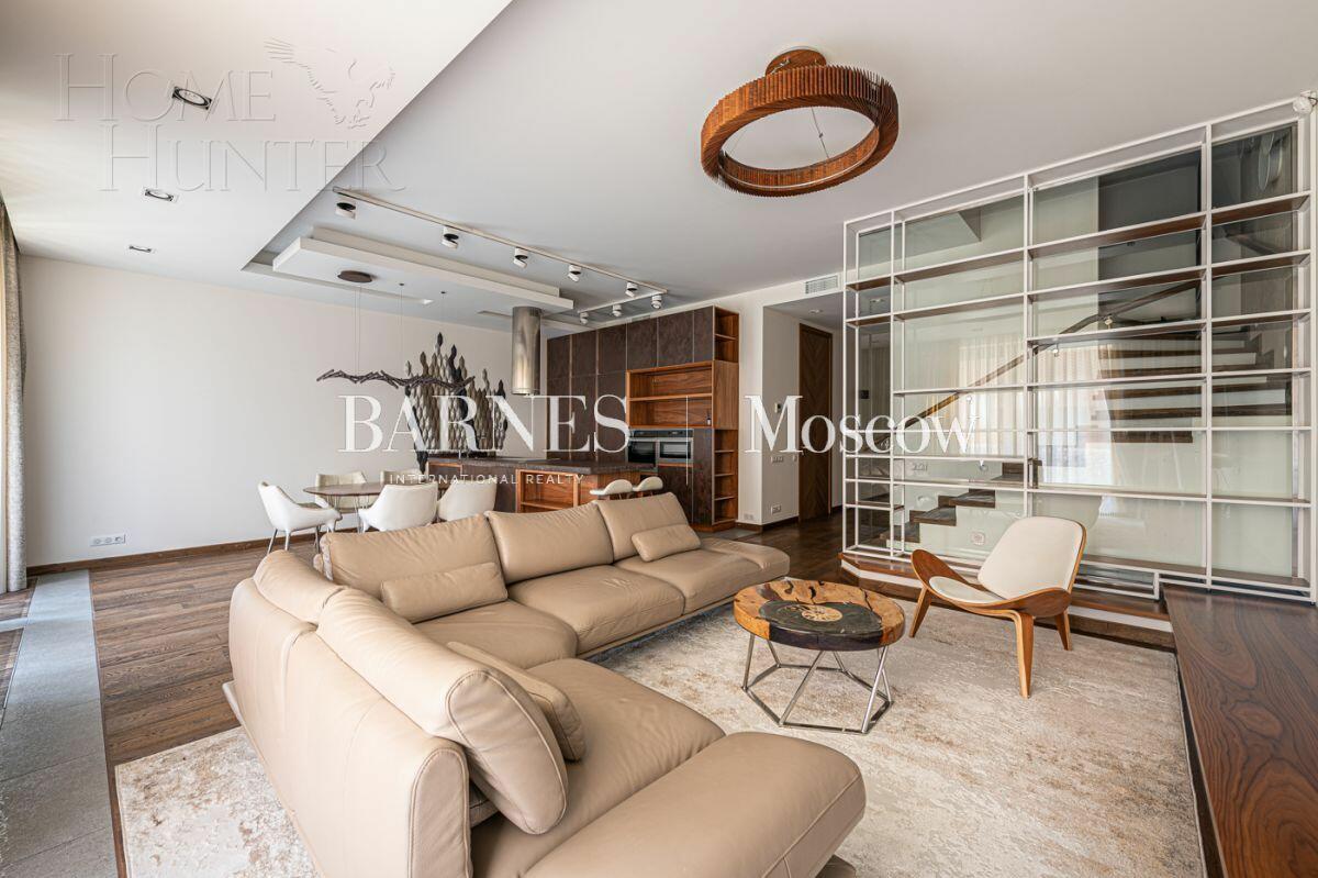 2-УРОВНЕВЫЙ ТАУНХАУС С ОТДЕЛКОЙ 236 М² НА 1 ЭТАЖЕ