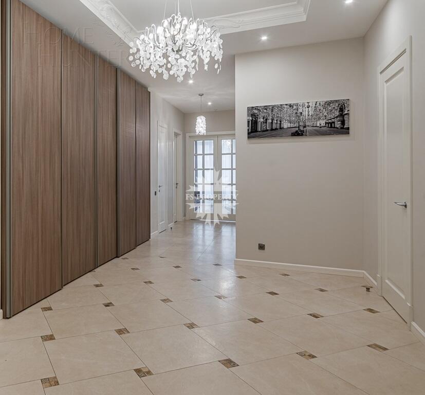 5-КОМН. КВАРТИРА С ОТДЕЛКОЙ 240 М² НА 5 ЭТАЖЕ