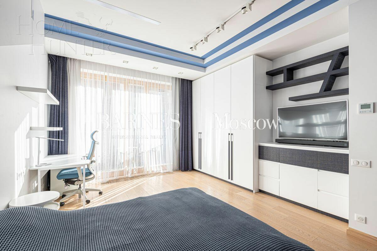 2-УРОВНЕВЫЙ ТАУНХАУС С ОТДЕЛКОЙ 236 М² НА 1 ЭТАЖЕ