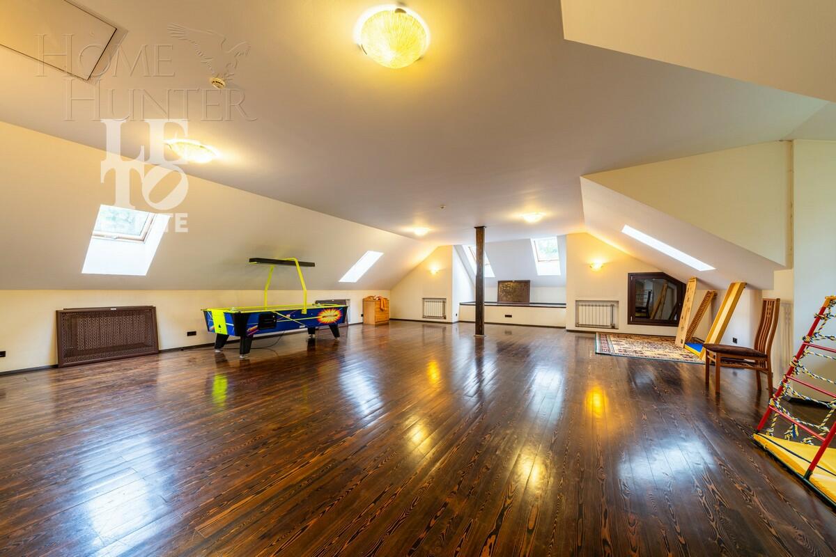 3-этажный коттедж 980 м² с отделкой