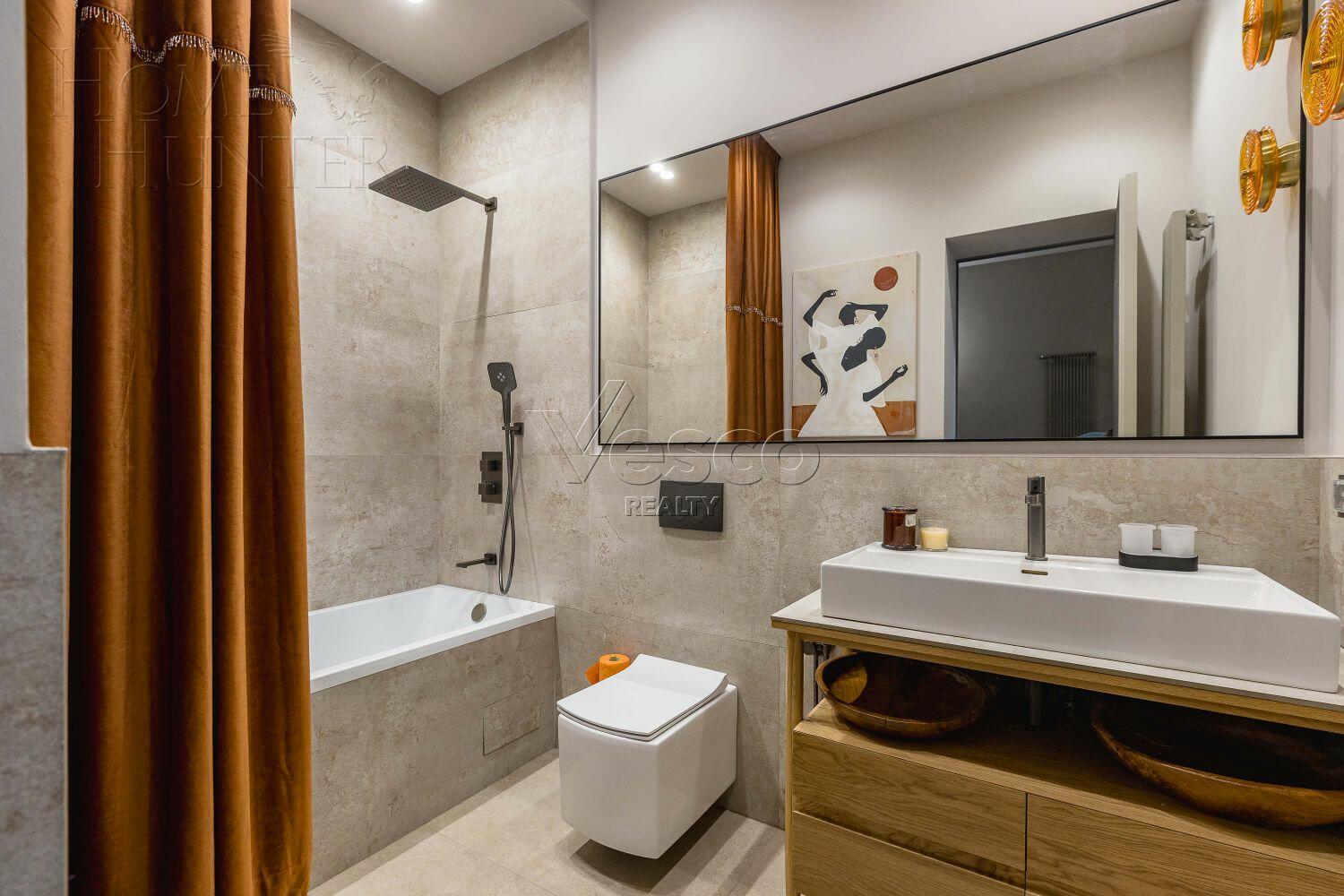 2-этажный коттедж 348 м² с отделкой