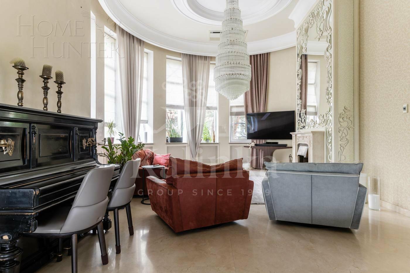 2-этажный таунхаус 450 м² с отделкой