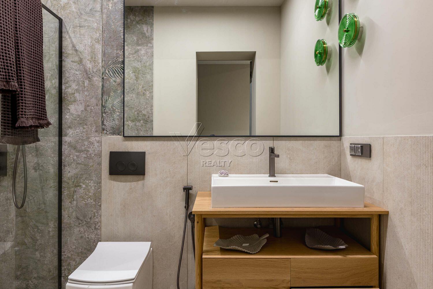 2-этажный коттедж 348 м² с отделкой