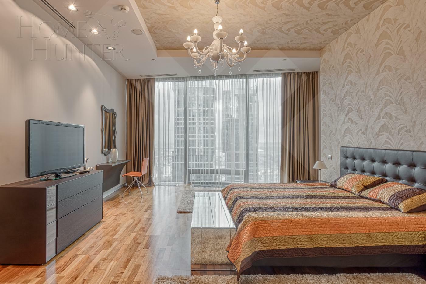 5-КОМН. КВАРТИРА С ОТДЕЛКОЙ 350 М² НА 52 ЭТАЖЕ