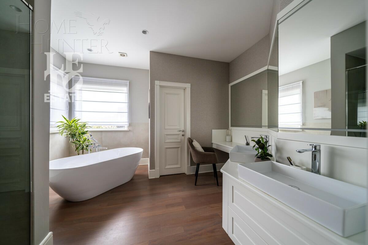 2-этажный коттедж 370 м² с отделкой