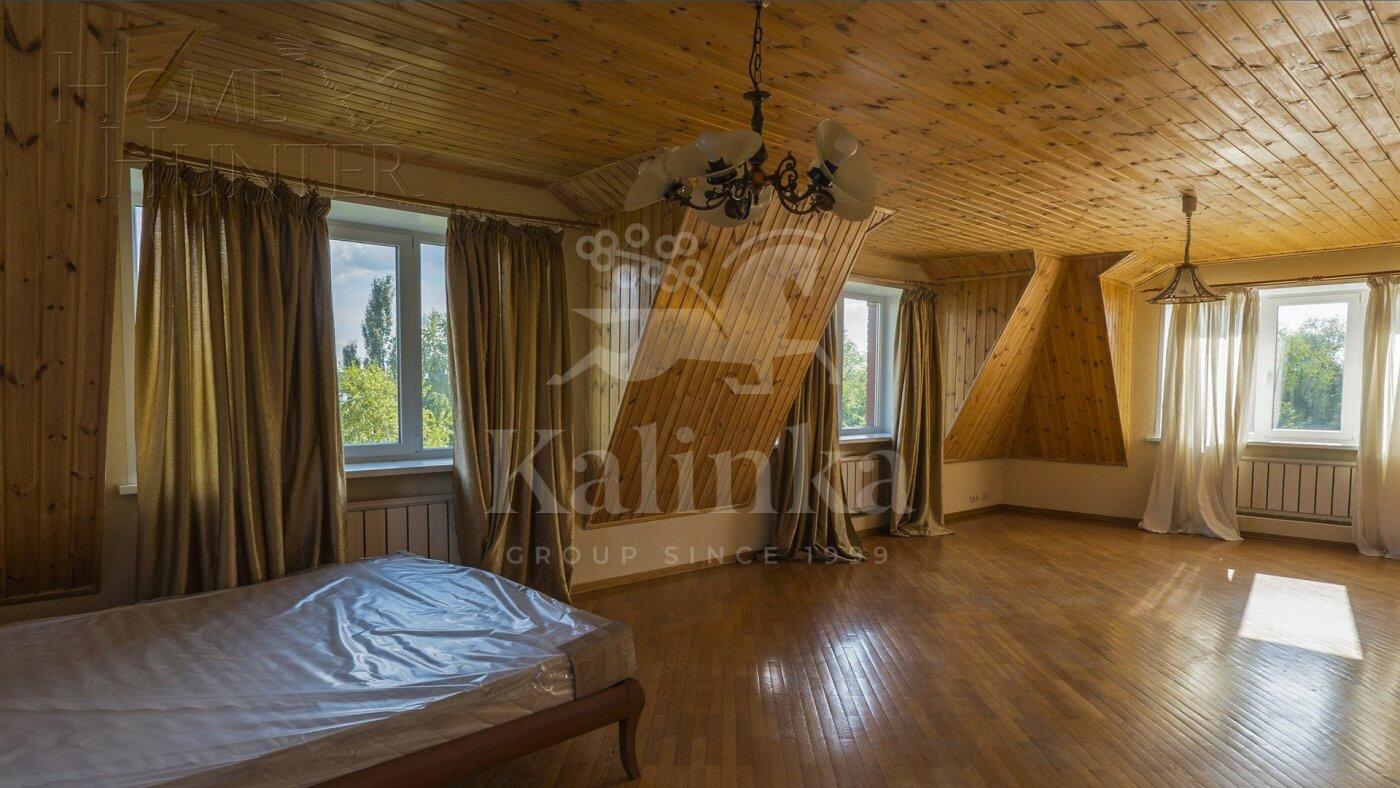 2-этажный коттедж 400 м² с отделкой