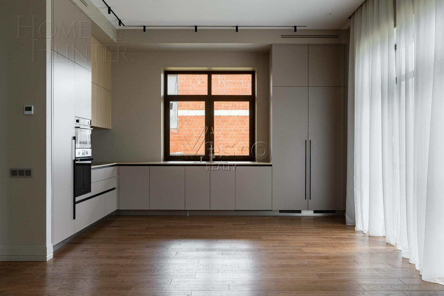 2-этажный коттедж 335 м² с отделкой