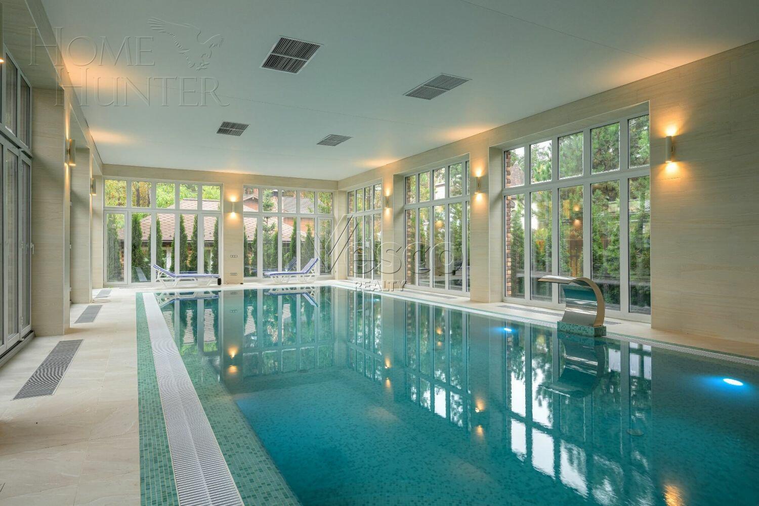 2-этажный коттедж 700 м² с отделкой