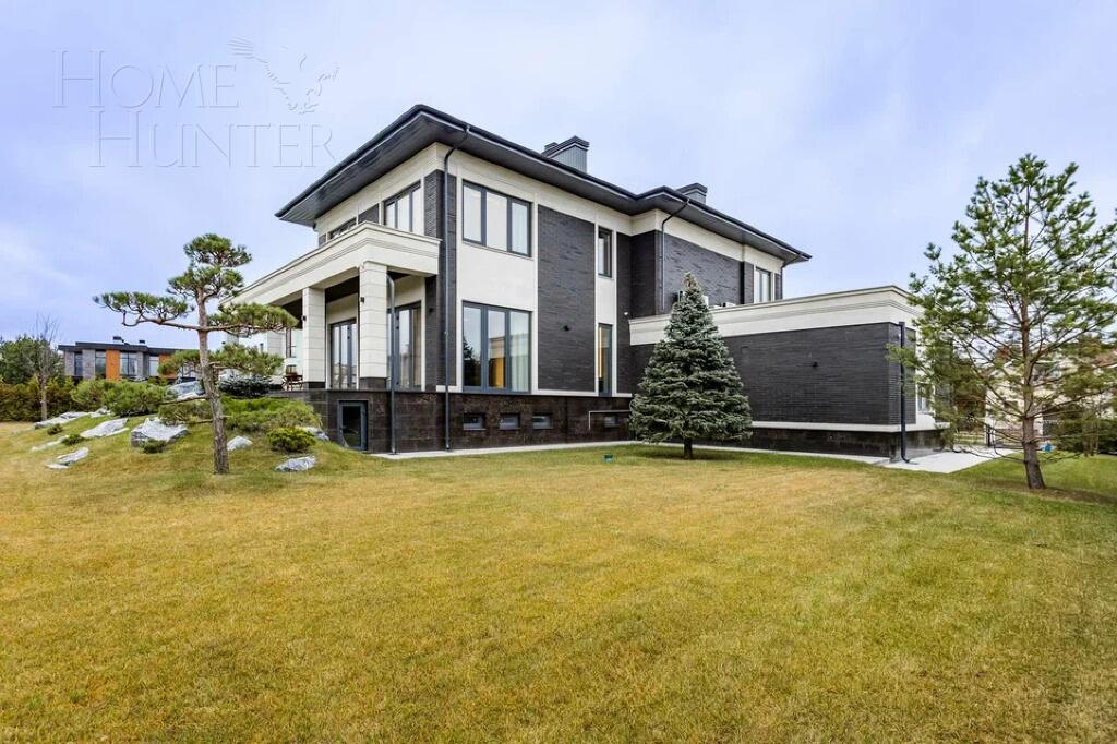 2-этажный коттедж 627.9 м² с отделкой