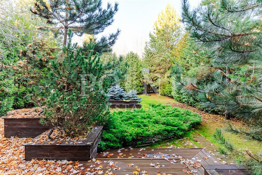 2-этажный таунхаус 400 м² с отделкой