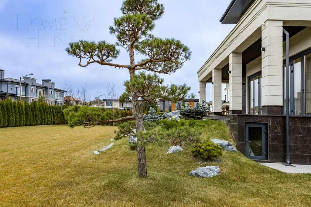 2-этажный коттедж 627.9 м² с отделкой