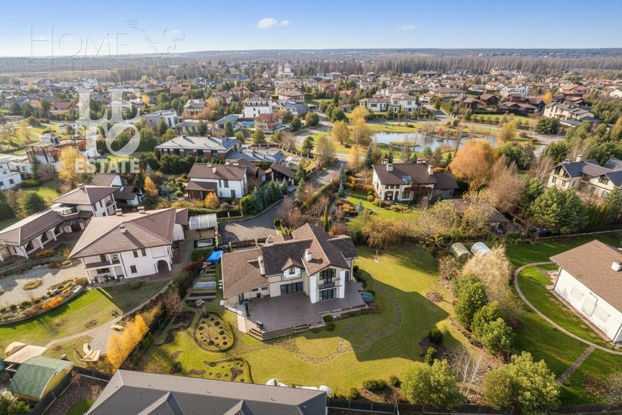 2-этажный коттедж 284.9 м² с отделкой