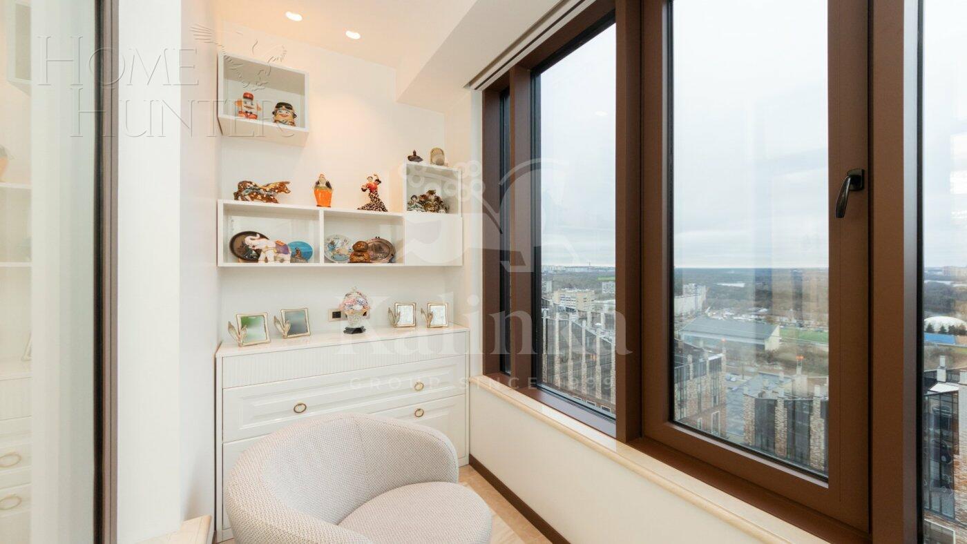 3-КОМН. КВАРТИРА С ОТДЕЛКОЙ 106 М² НА 18 ЭТАЖЕ