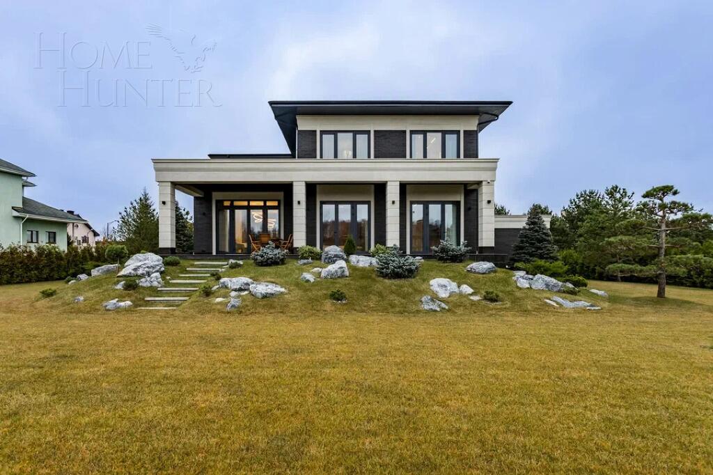 2-этажный коттедж 627.9 м² с отделкой