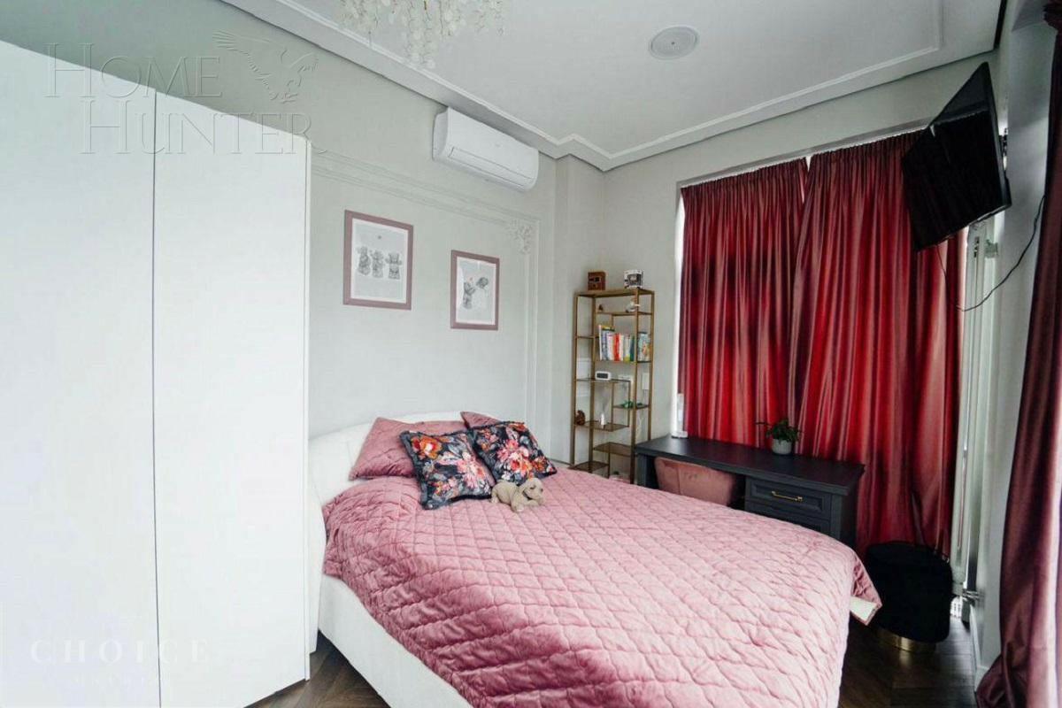 3-этажный таунхаус 270 м² с отделкой