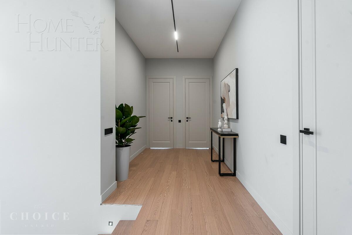 2-этажный коттедж 300 м² с отделкой