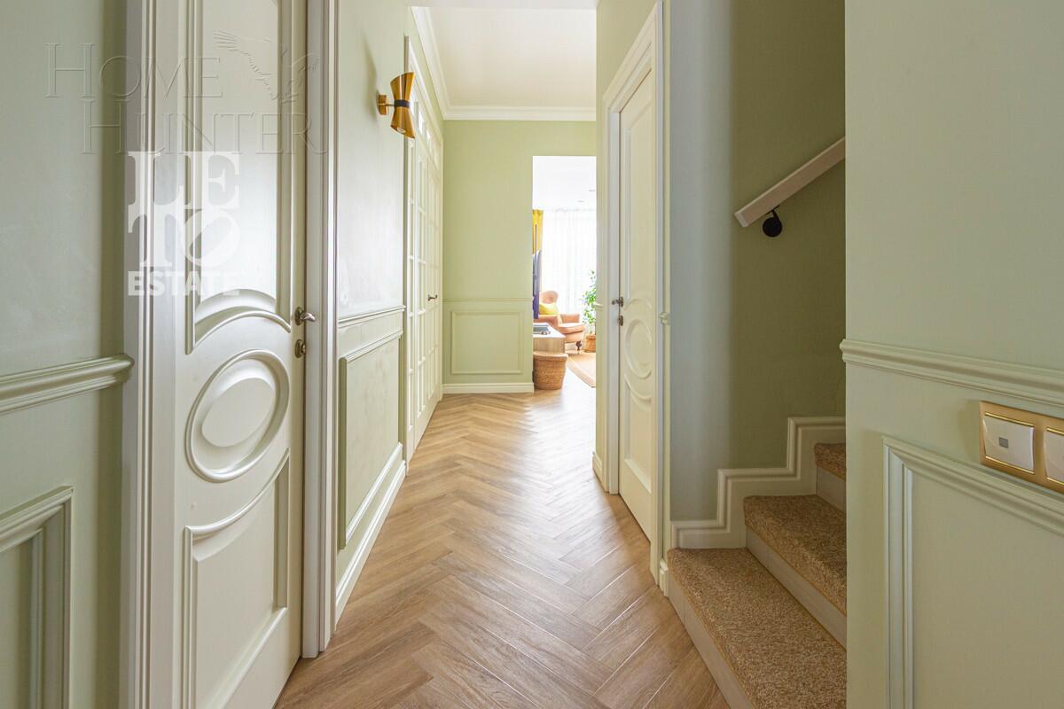 2-этажный таунхаус 200 м² с отделкой