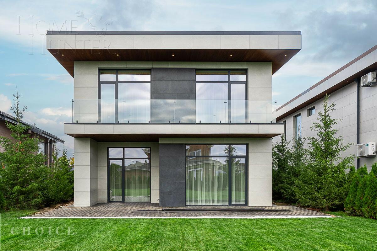 2-этажный коттедж 300 м² с отделкой