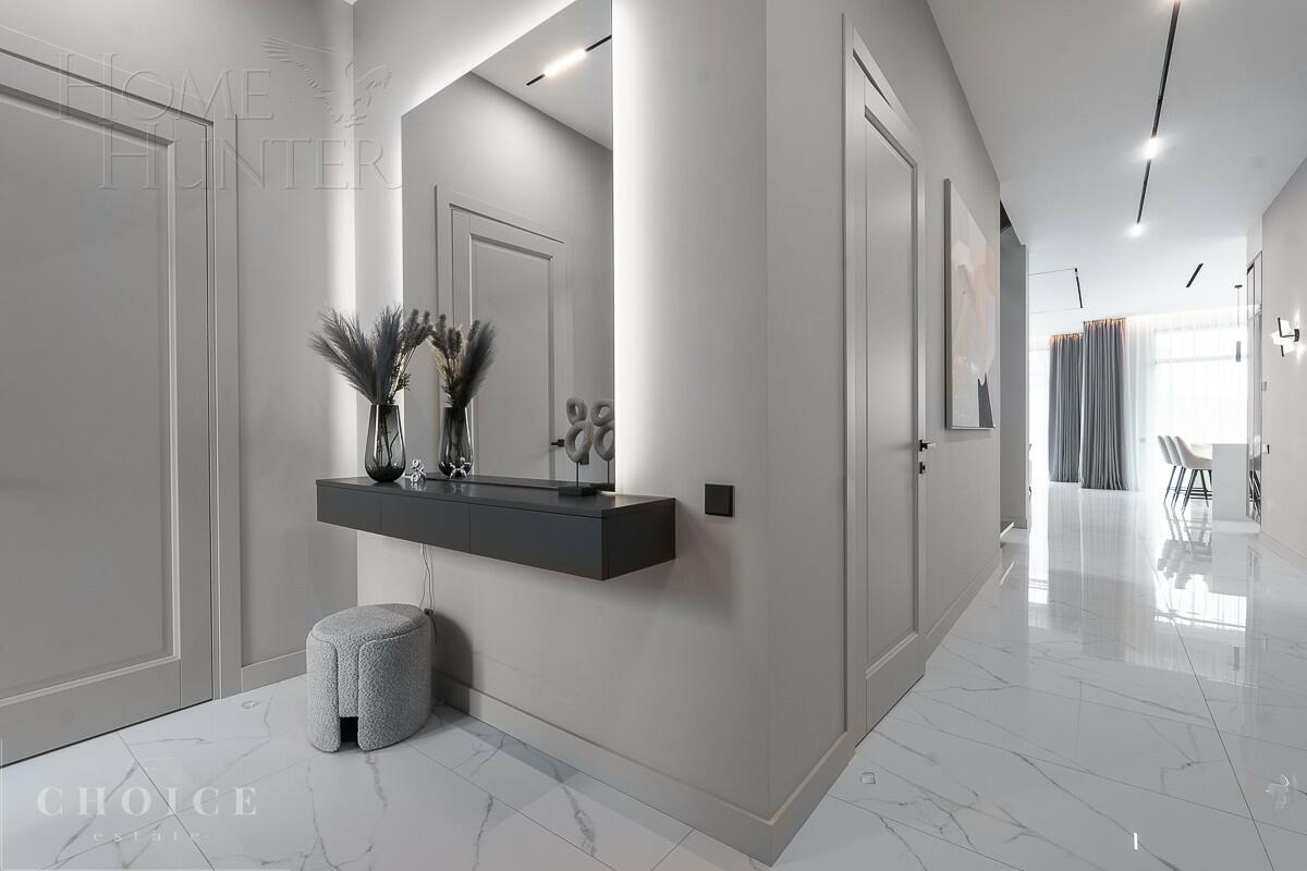 2-этажный коттедж 300 м² с отделкой