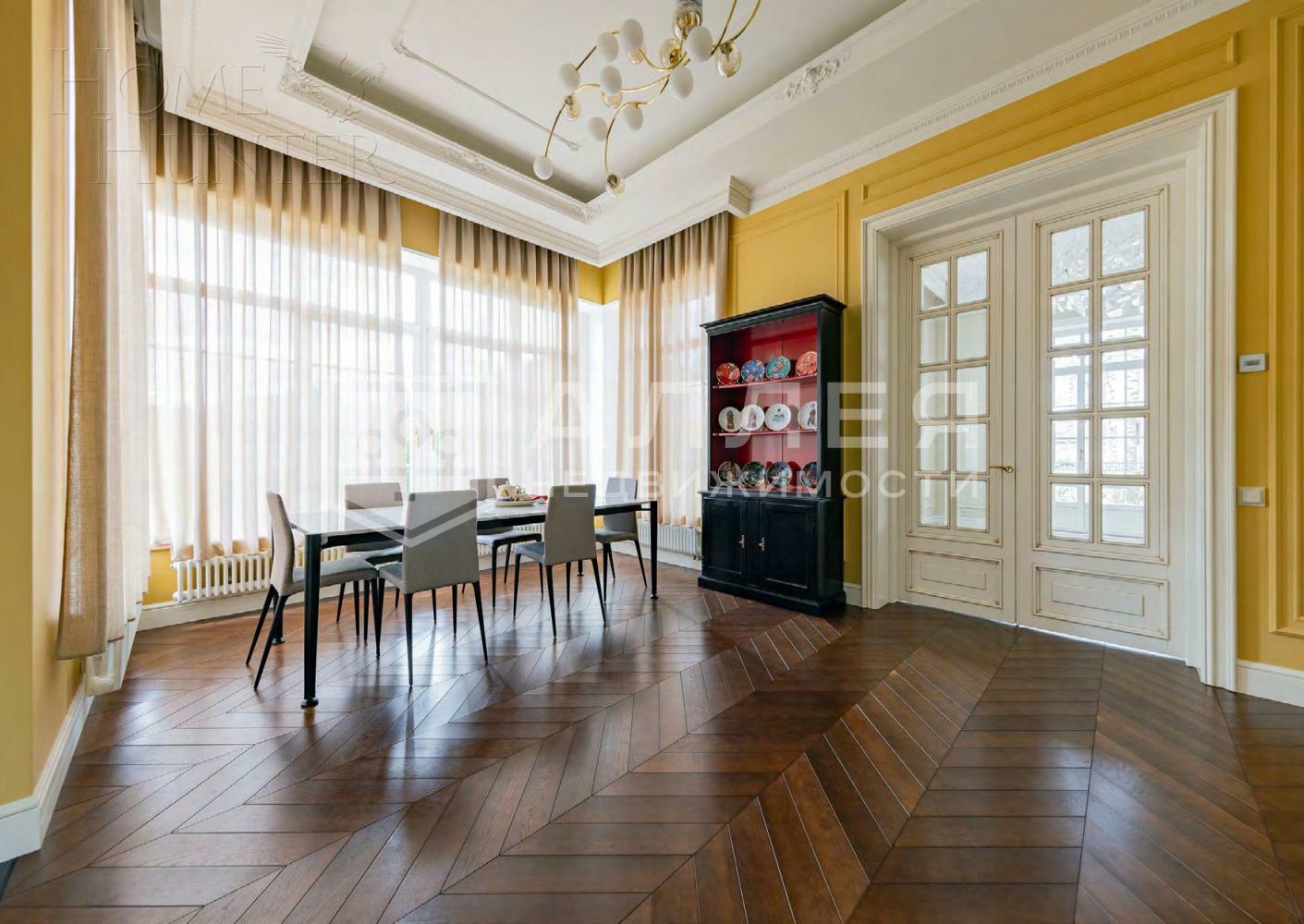 2-этажный коттедж 427 м² с отделкой