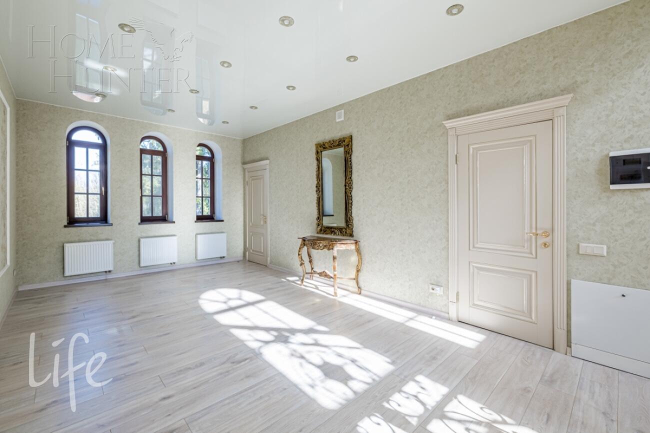 2-этажный коттедж 450 м² с отделкой