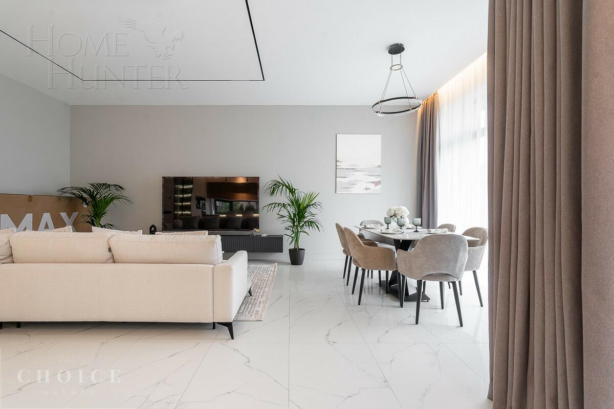 2-этажный коттедж 300 м² с отделкой