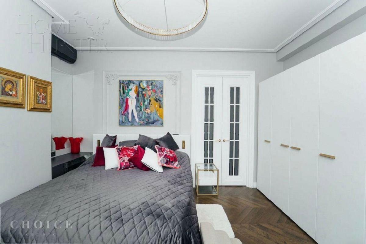 3-этажный таунхаус 270 м² с отделкой