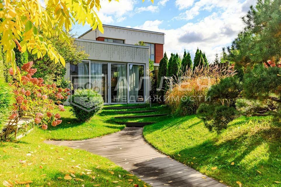 ТАУНХАУС 390 м² с отделкой