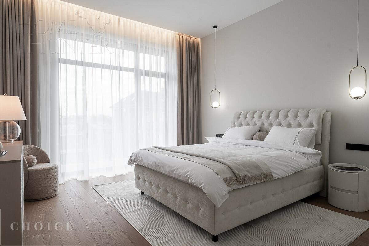 2-этажный коттедж 300 м² с отделкой