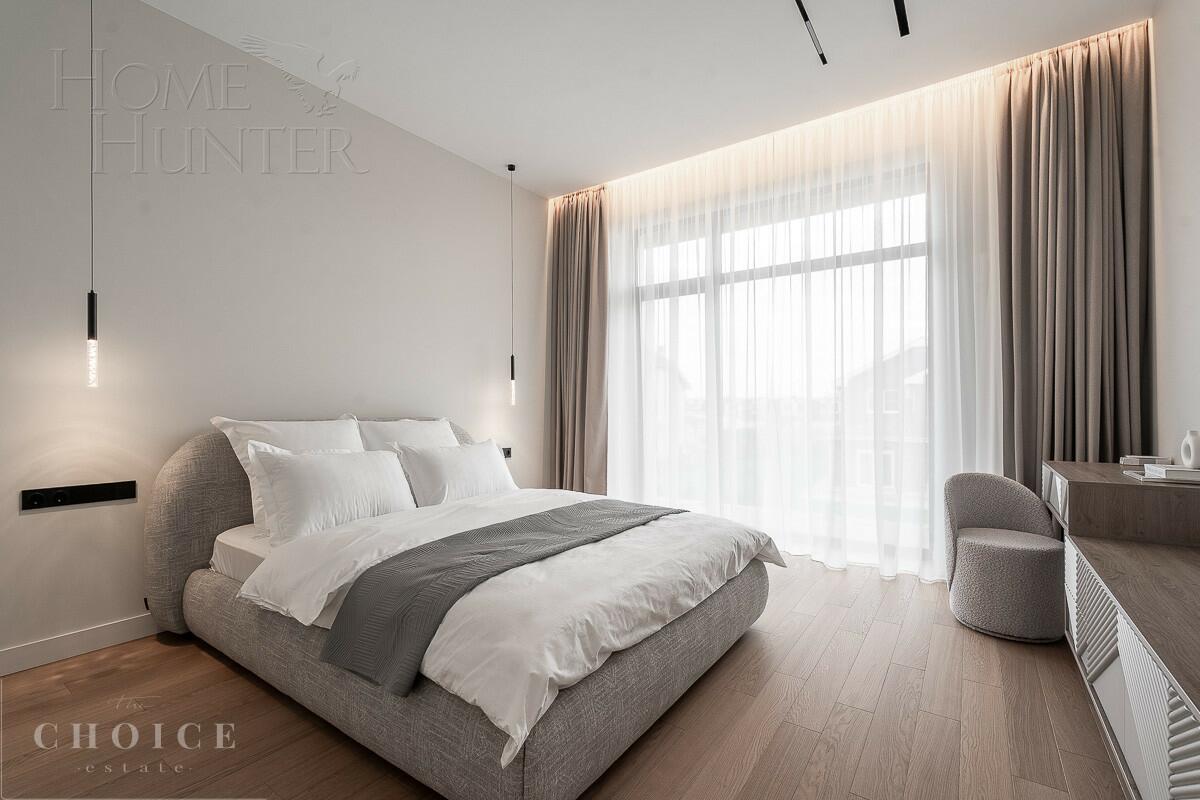 2-этажный коттедж 300 м² с отделкой