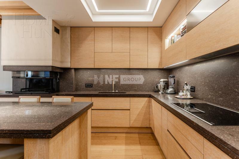 2-этажный коттедж 1 067 м² с отделкой