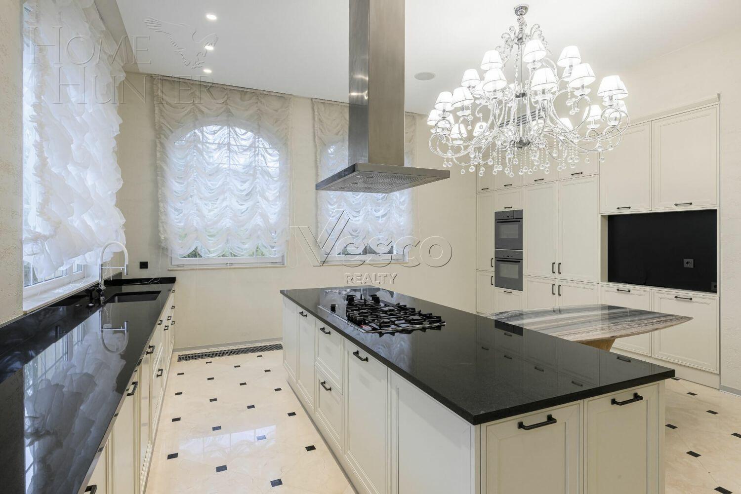 2-этажный коттедж 760 м² с отделкой