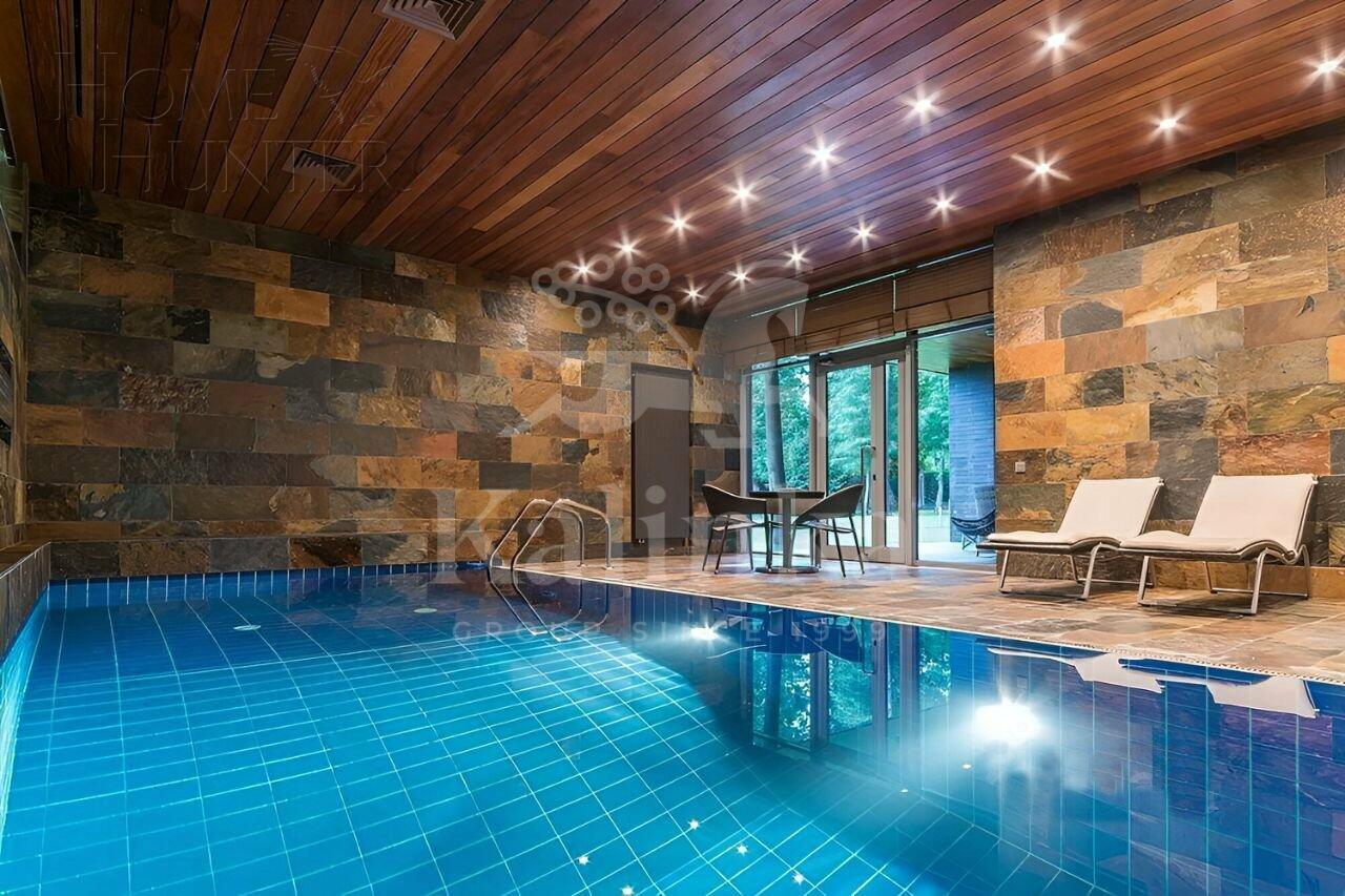 2-этажный коттедж 640 м² с отделкой