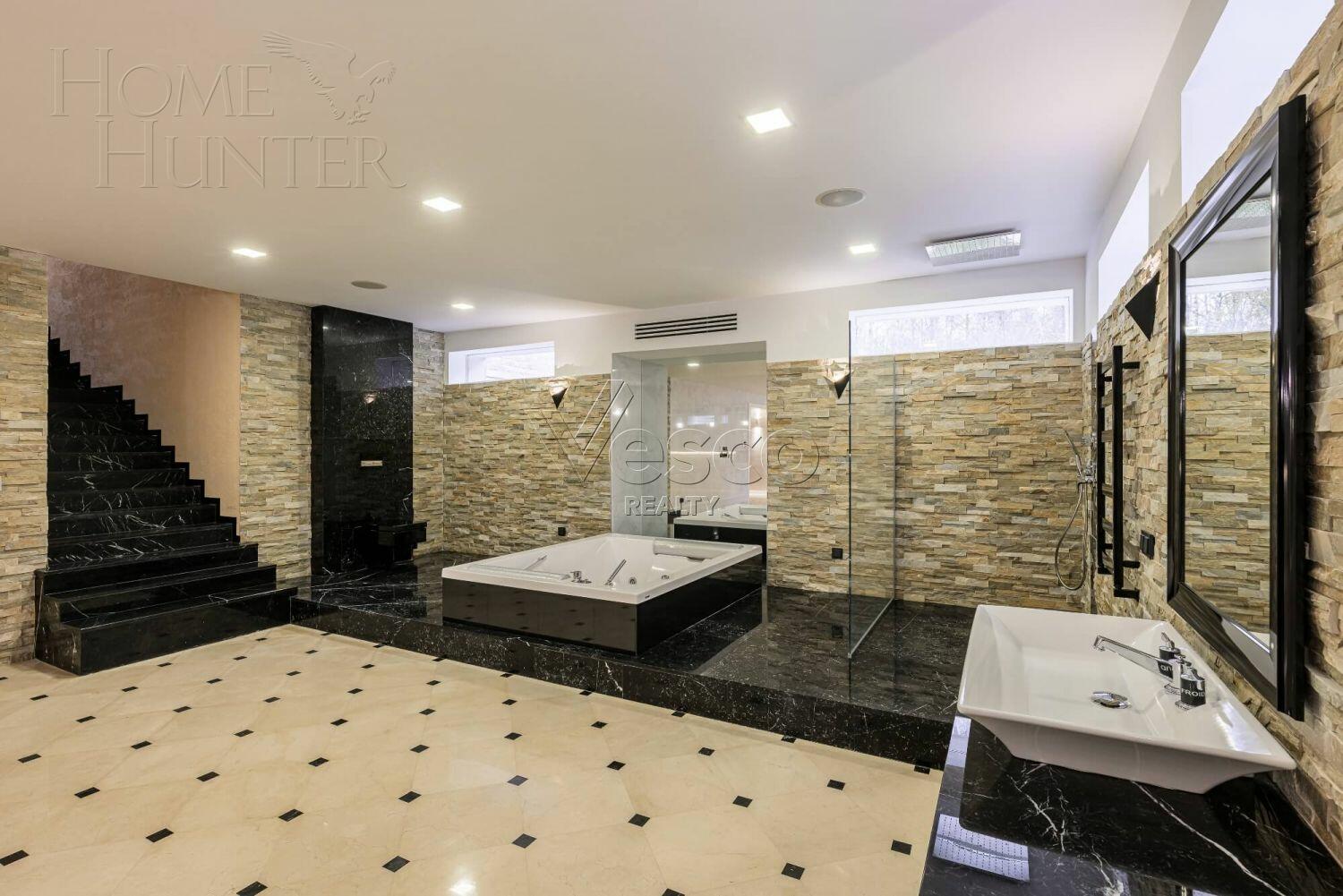 2-этажный коттедж 760 м² с отделкой