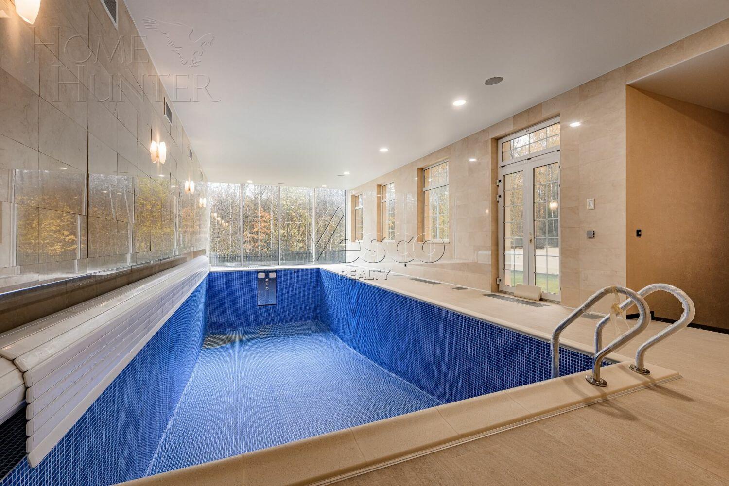 2-этажный коттедж 760 м² с отделкой