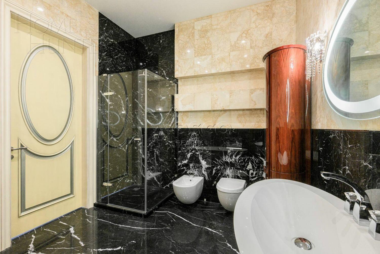 2-этажный коттедж 760 м² с отделкой