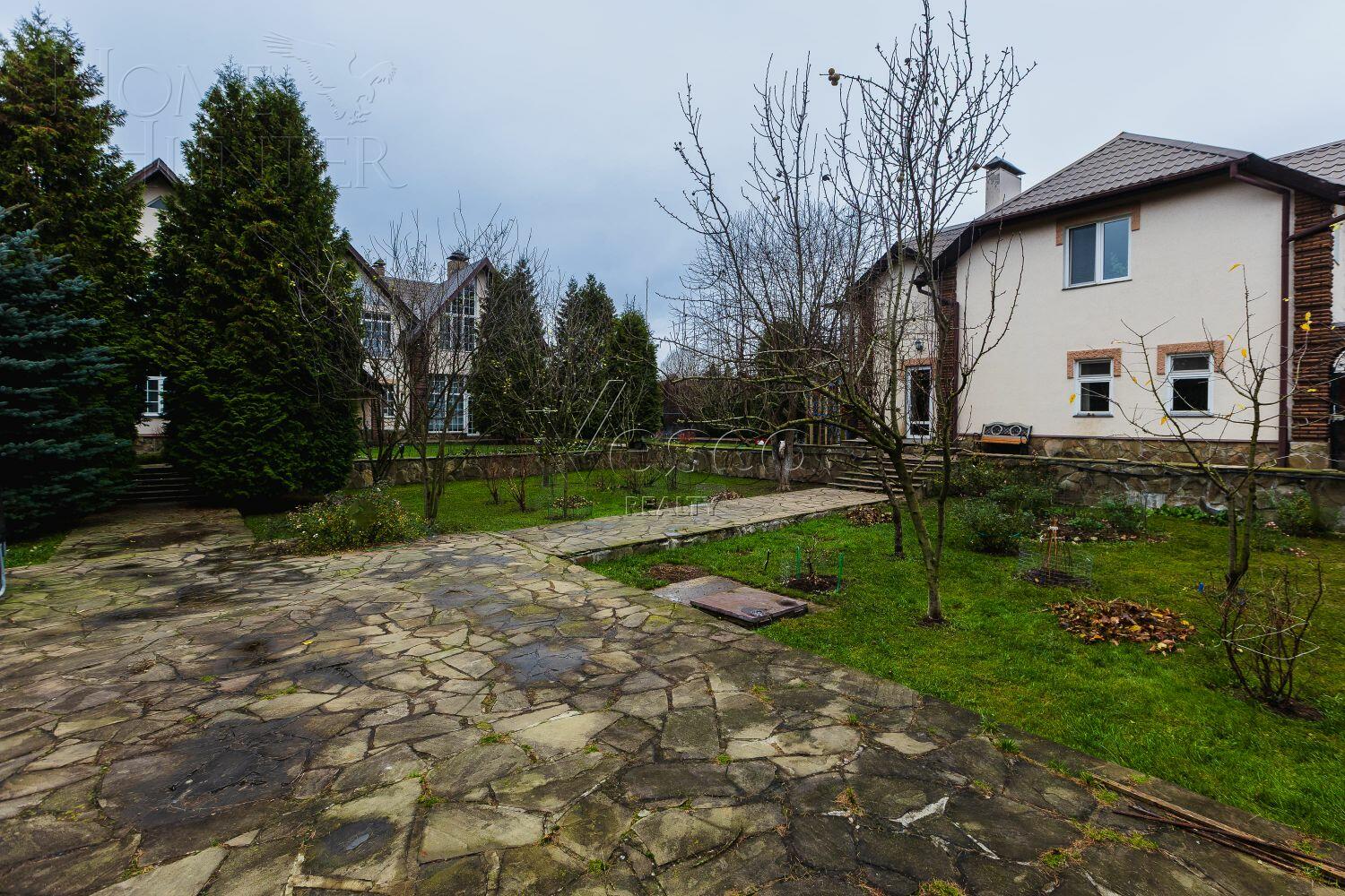 2-этажный коттедж 560 м² с отделкой