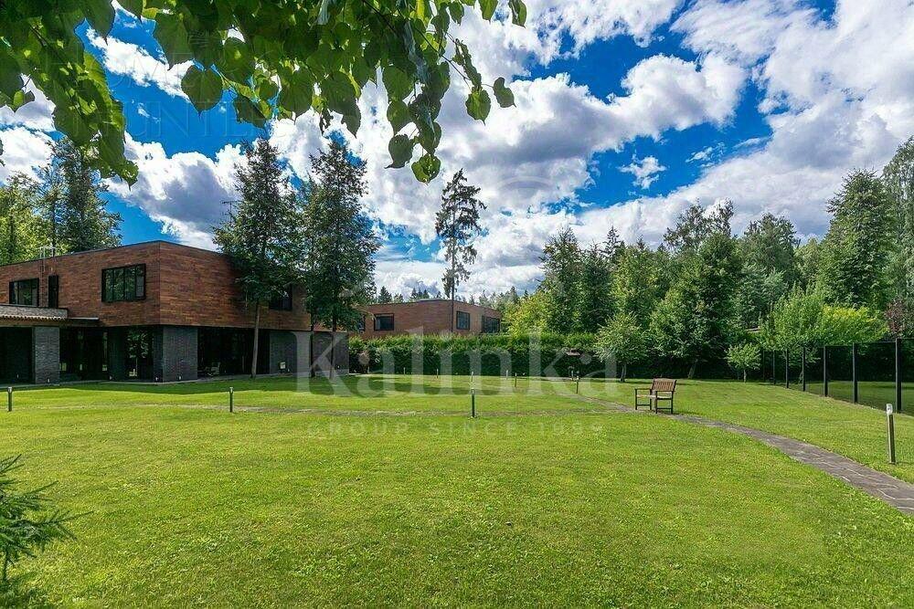 2-этажный коттедж 640 м² с отделкой